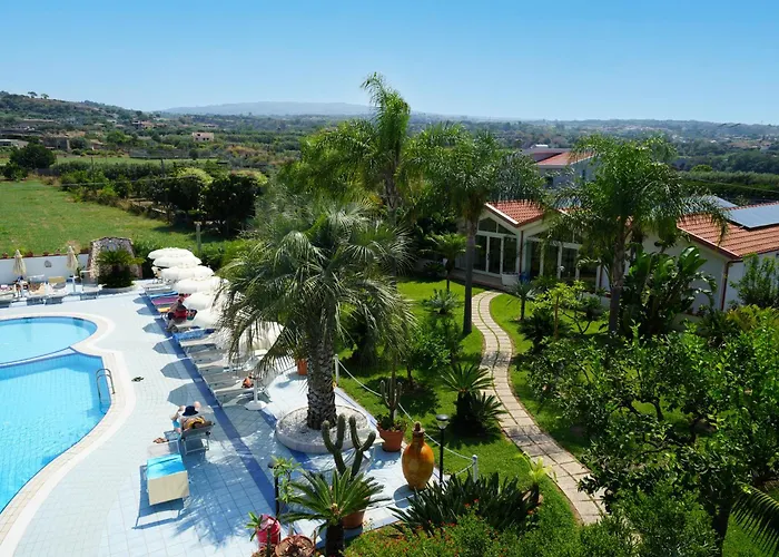 Hotel Damanse