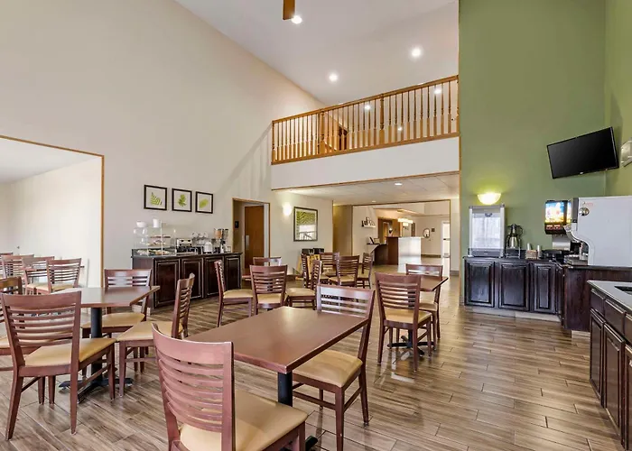 Sleep Inn & Suites Charles City