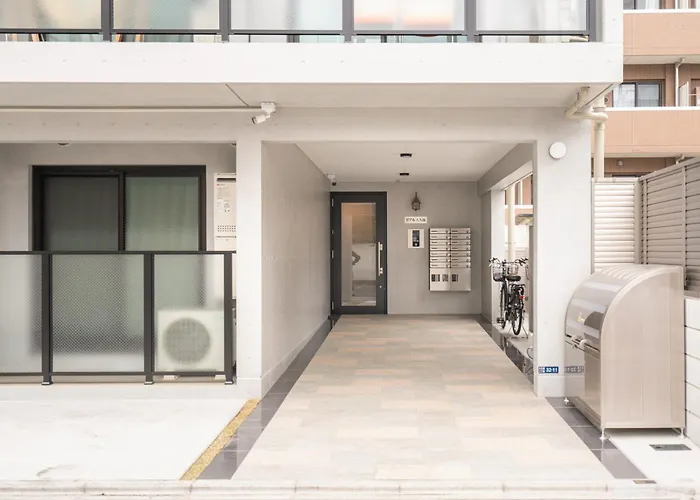 Real Okubo Apartment Hotel