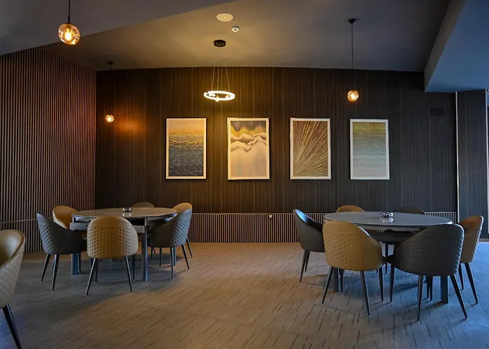 Grey Star Hotel