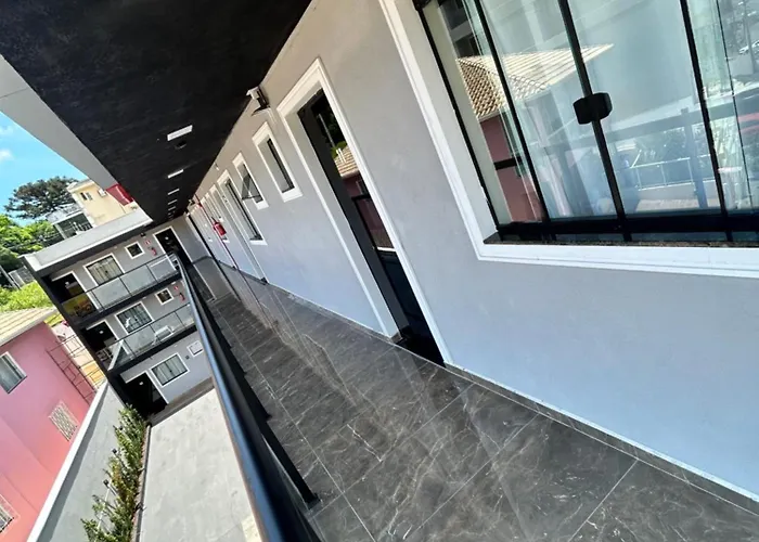 Hotel Aris