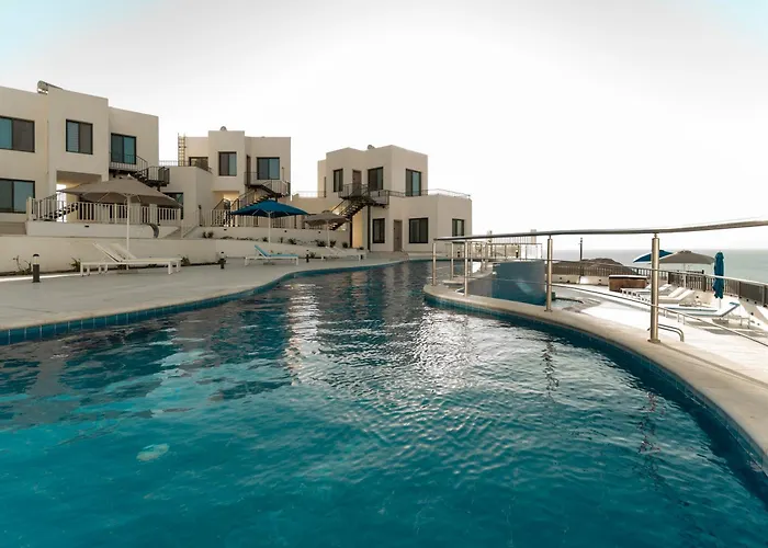Diamond Palm Hotel&Resort