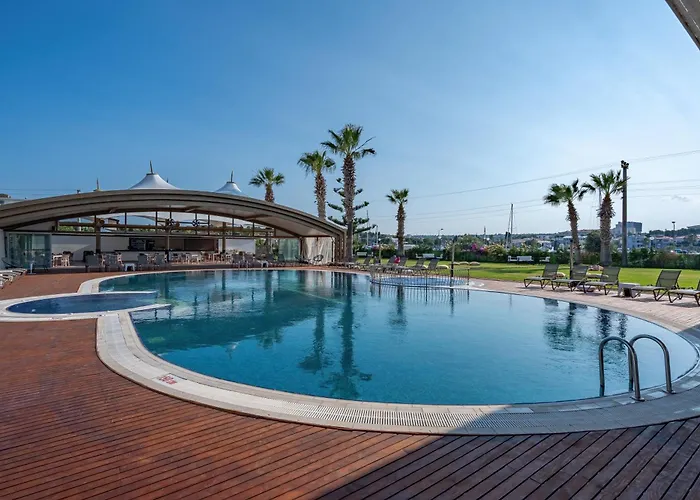 Sisus Marina Hotel