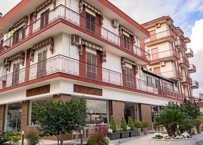 HOTEL 1+1 di C.Costabile&f.lli