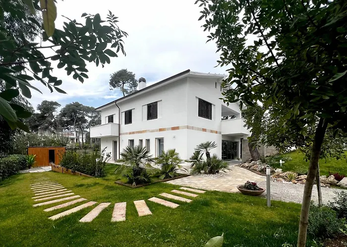 Pinea B&B
