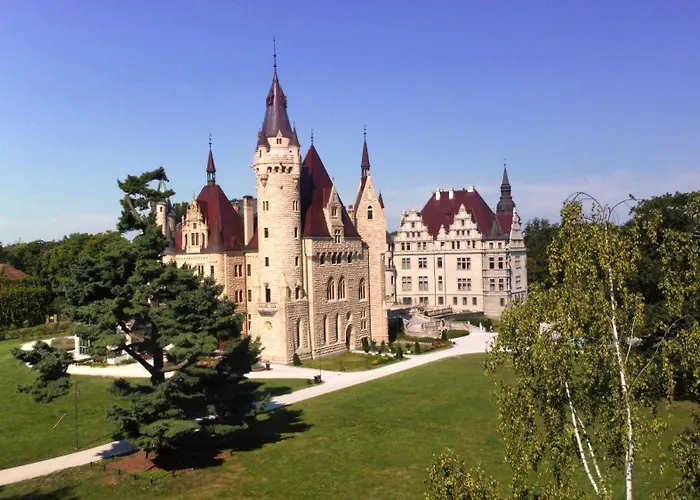 Moszna Zamek