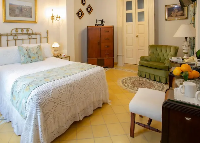 Grand Casa Naranjos, Hospedaje Alteno