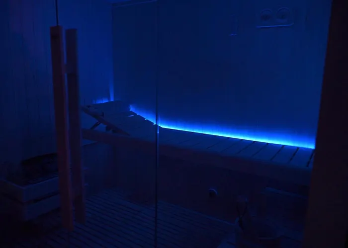 Palace Eight - Suites & Spa