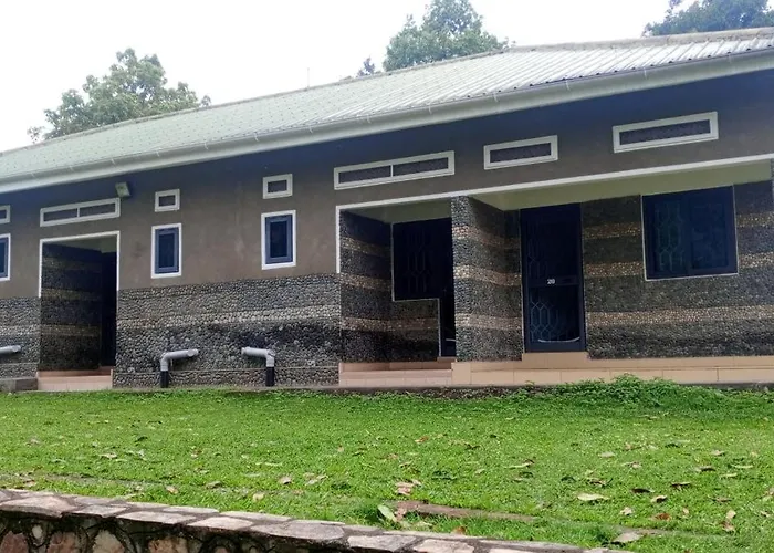 Rwenzori Base camp tour Holiday Inn