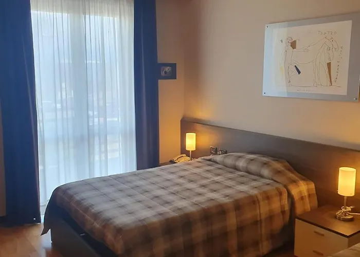Eq Hotel