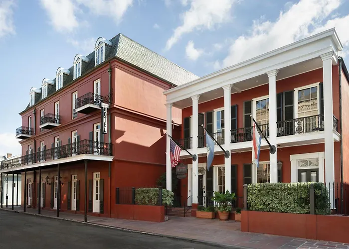 Le Richelieu Hotel In The French Quarter