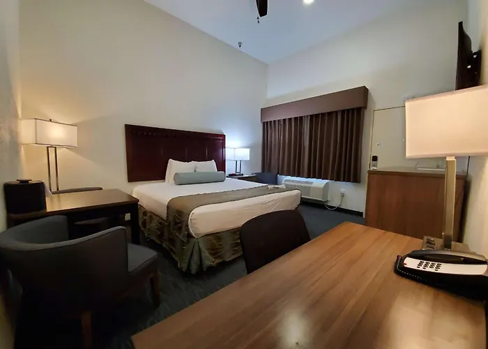 Best Western Plus Main Street Inn