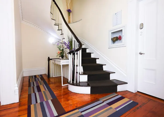 Charming & Stylish Studio On Beacon Hill #6