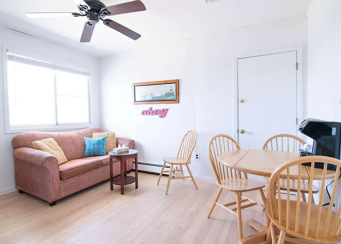 Ocean House Boutique Hotel & Motel