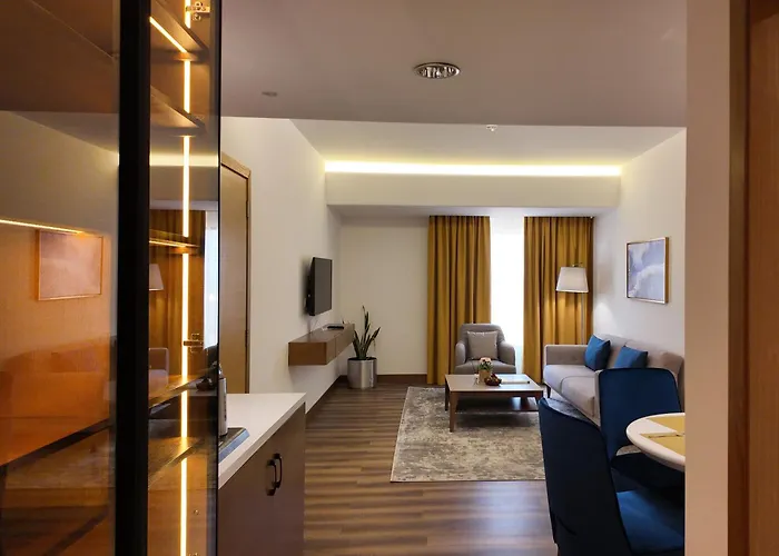 Golden Tulip Muscat
