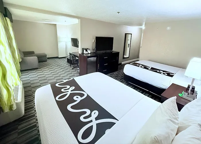 La Quinta By Wyndham Orlando Universal Area - Free Shuttle To Universal