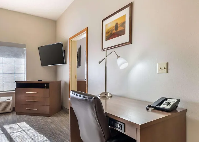 Country Inn & Suites By Radisson, Watertown, Sd