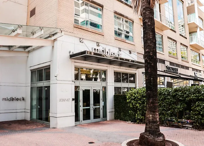 Luxury Midtown Miami Apartment