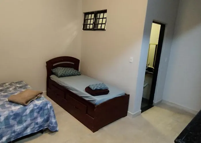 Suítes independentes com acesso independente e privativo - Não é casa compartilhada