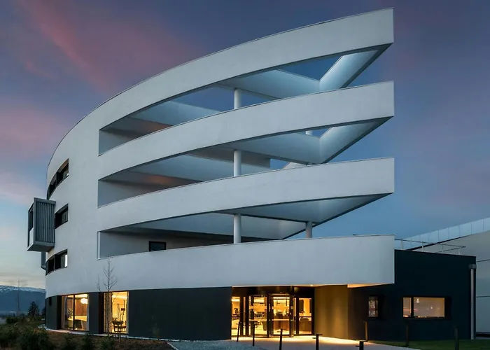 Ac Hotel By Marriott Saint-Julien-En-Genevois