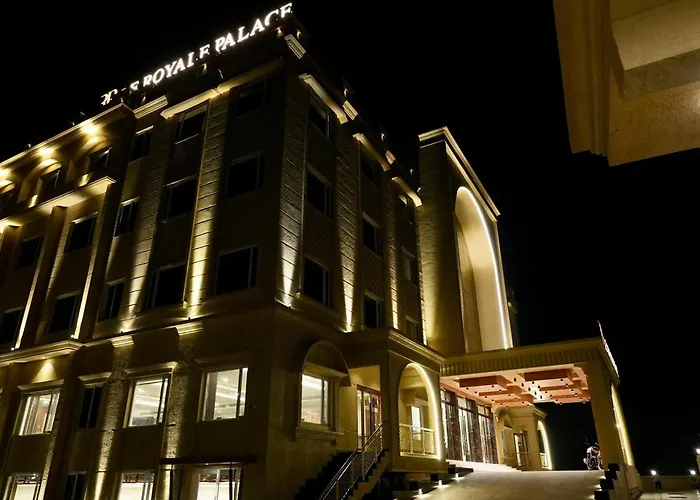 Le Royale Palace