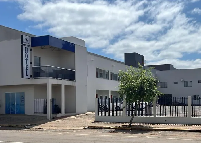Hotel Dona Pina