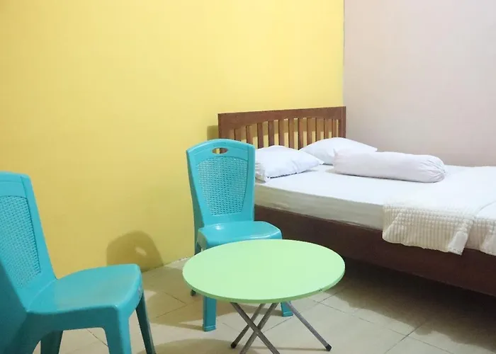 Reddoorz At Hotel Gloria Borong Labuan Bajo