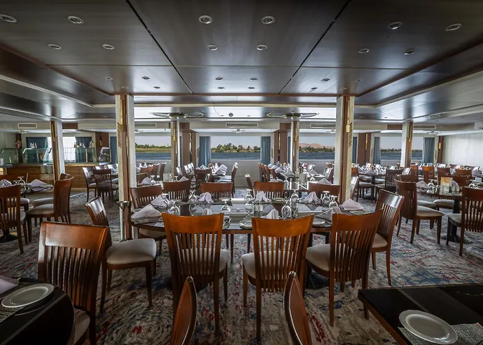Renaissance Nile Cruise - Every Saturday From Luxor To Aswan For 4 Nights , And Every Wednesday From Aswan To Luxor For 3 Nights