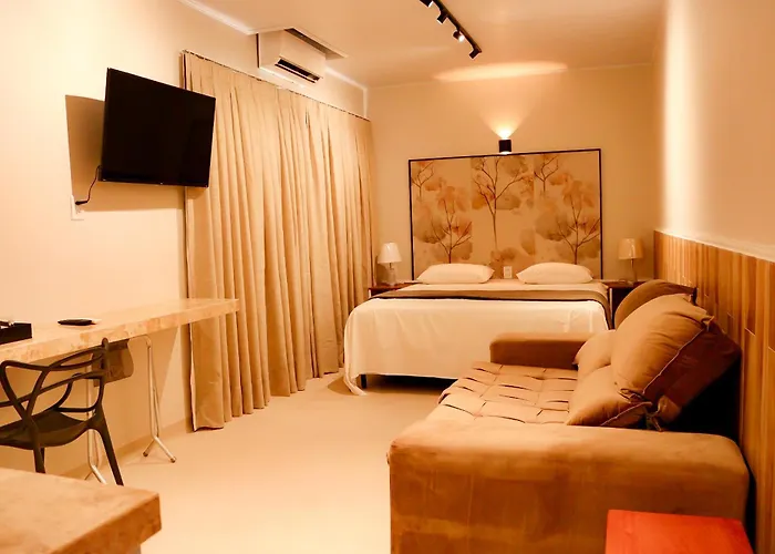 Hotel Flor De Lis