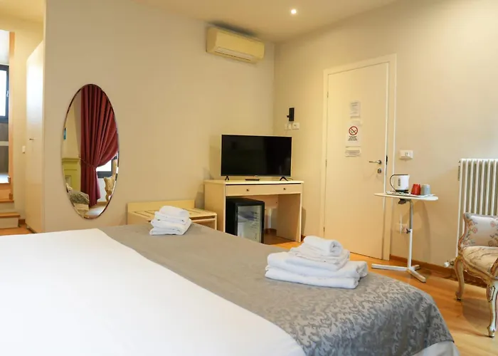 Honey Rooms Ferrara