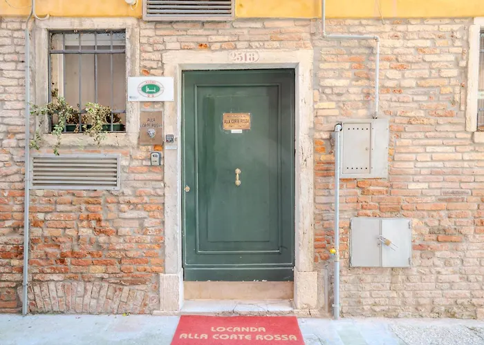 Alla Corte Rossa