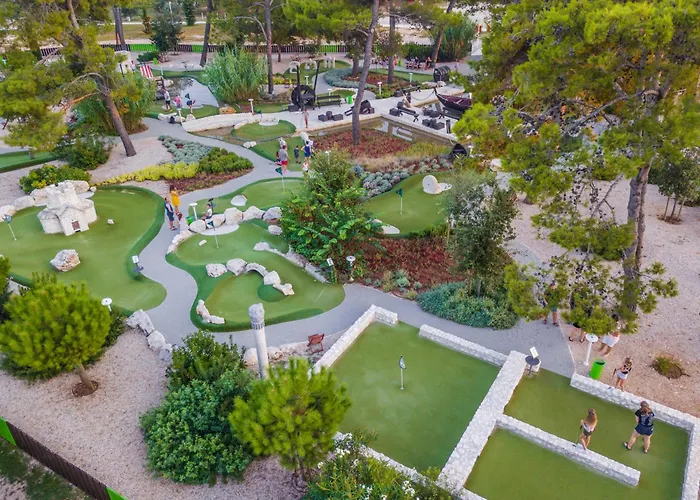 Zaton Holiday Resort Apartments
