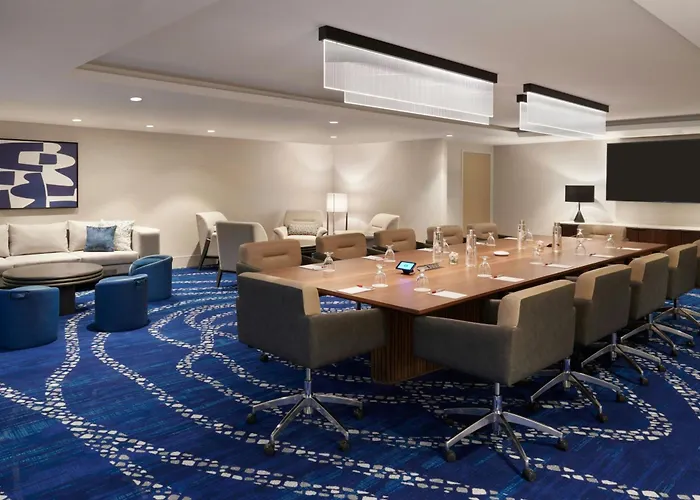 Kingston Marriott Hotel