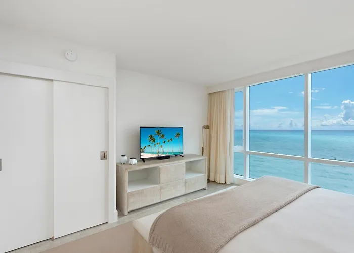Oceanfront Private Condo At 1 Hotel & Homes -1219