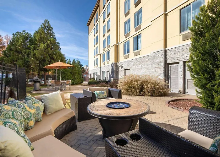 La Quinta By Wyndham Atlanta Airport North