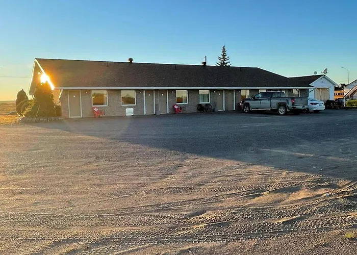 Earlton Motel