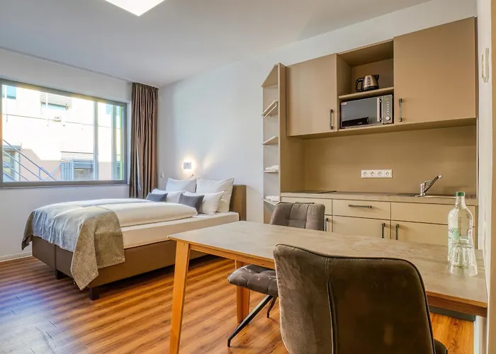 Nicetostay By Fairway Hotels