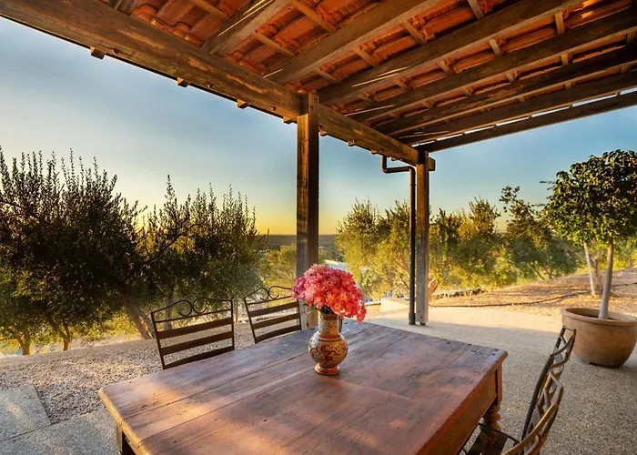 Liapis Estate Rostrevor Adelaide