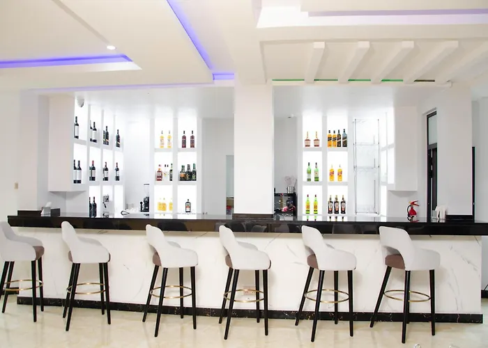 Wils Hotel Supreme