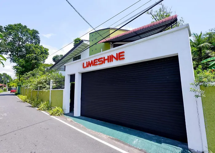Limeshine - Airport Transit Hotels & Residences