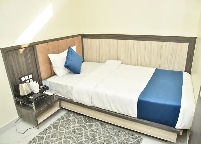 Hotel Soumya Sarovar