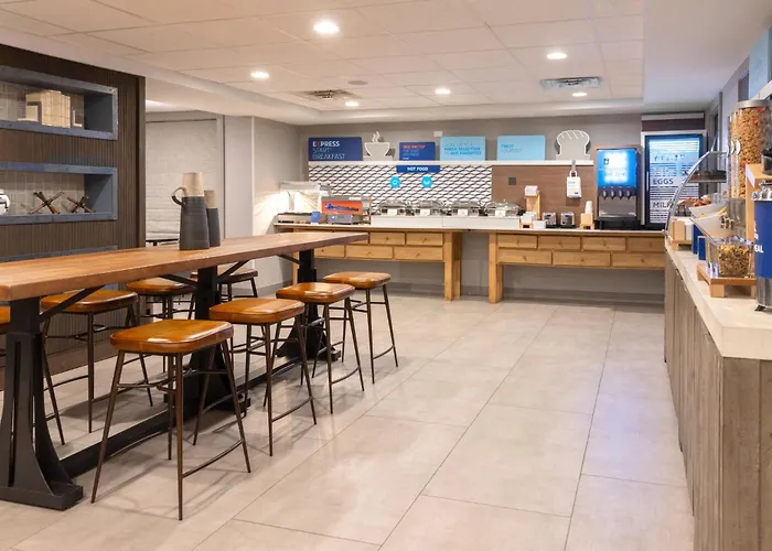 Holiday Inn Express South Burlington - Downtown By Ihg
