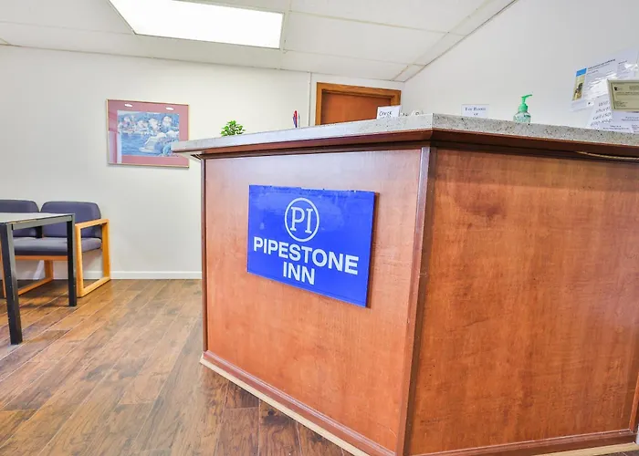 Oyo Hotel Pipestone Mn, Canterbury Park