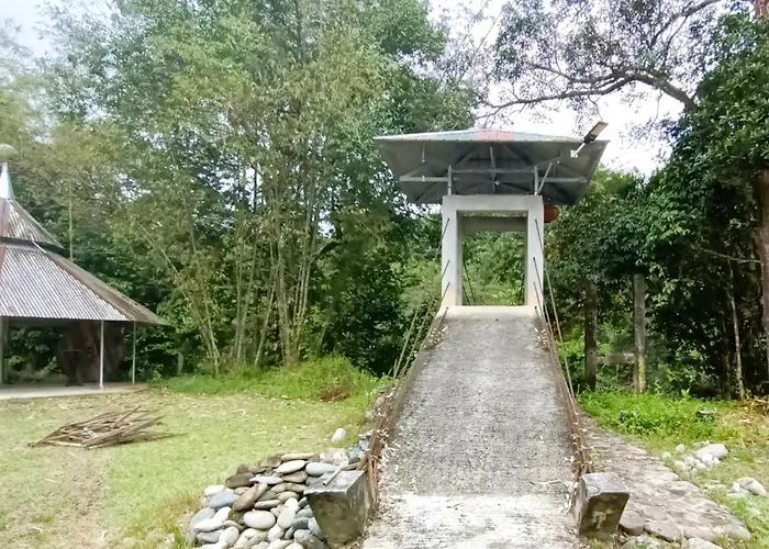 Hotel O Flinstone Lodge
