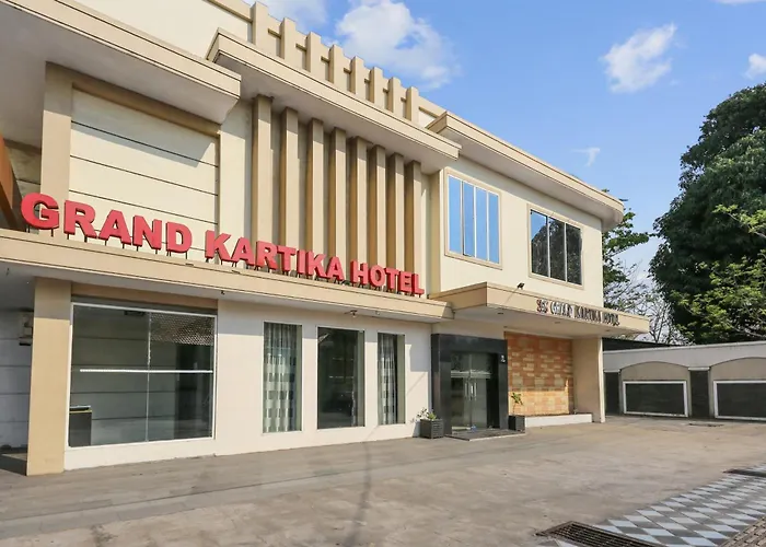 Collection O 93163 Hotel Grand Kartika