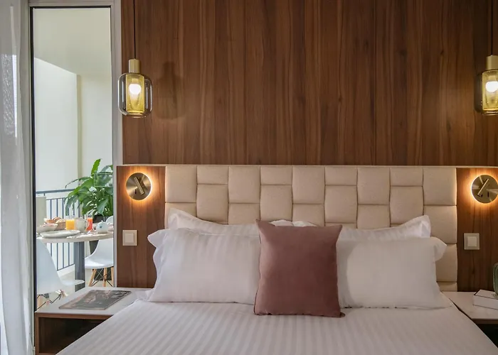 Le Cetai Cannes Beach Hotel