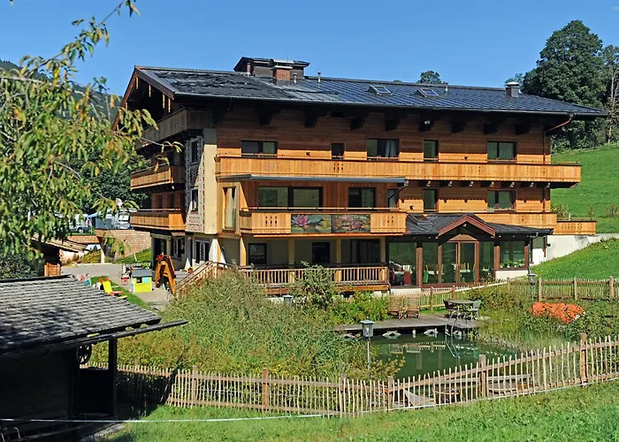 Ski in Ski out Hotel Unterellmau inkl Jokercard Saalbach-Hinterglemm