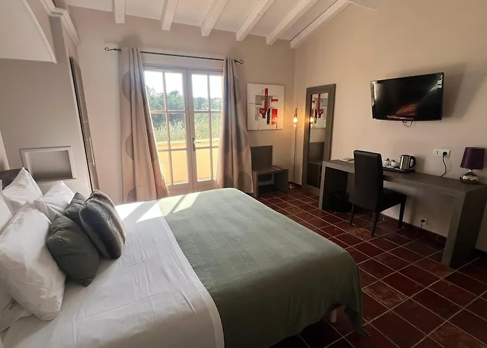 Logis Hotel Restaurant La Bergerie