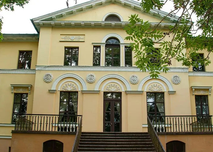 Nauksenu Muiza