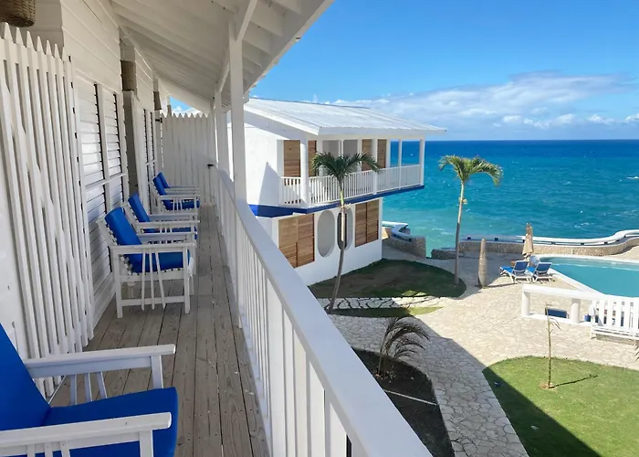 Begona Cliff Hotel